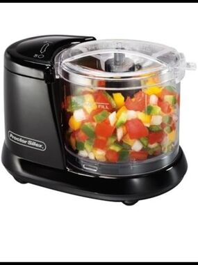 NWT Hamilton Beach Food Chopper Mini Processor